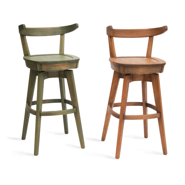 تصویر 3 از صندلی چوبی کلاسیک با طراحی اصیل داخلی